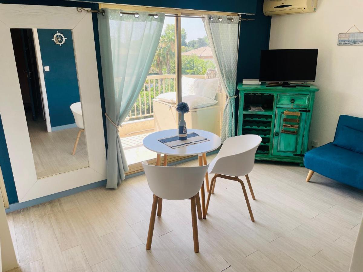 Studio De Standing Climatise, Avec Piscine, Proche De La Mer เฟรฌูส ภายนอก รูปภาพ